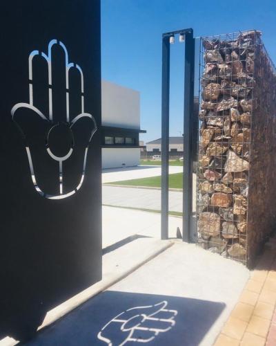 359444949_303759842082752_1605438188432788089_n